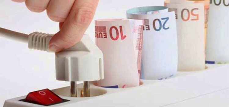 aparells consumeixen més electricitat apagats